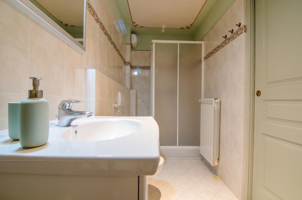 Ferienwohnung Il Soppalco Luino Exterior foto